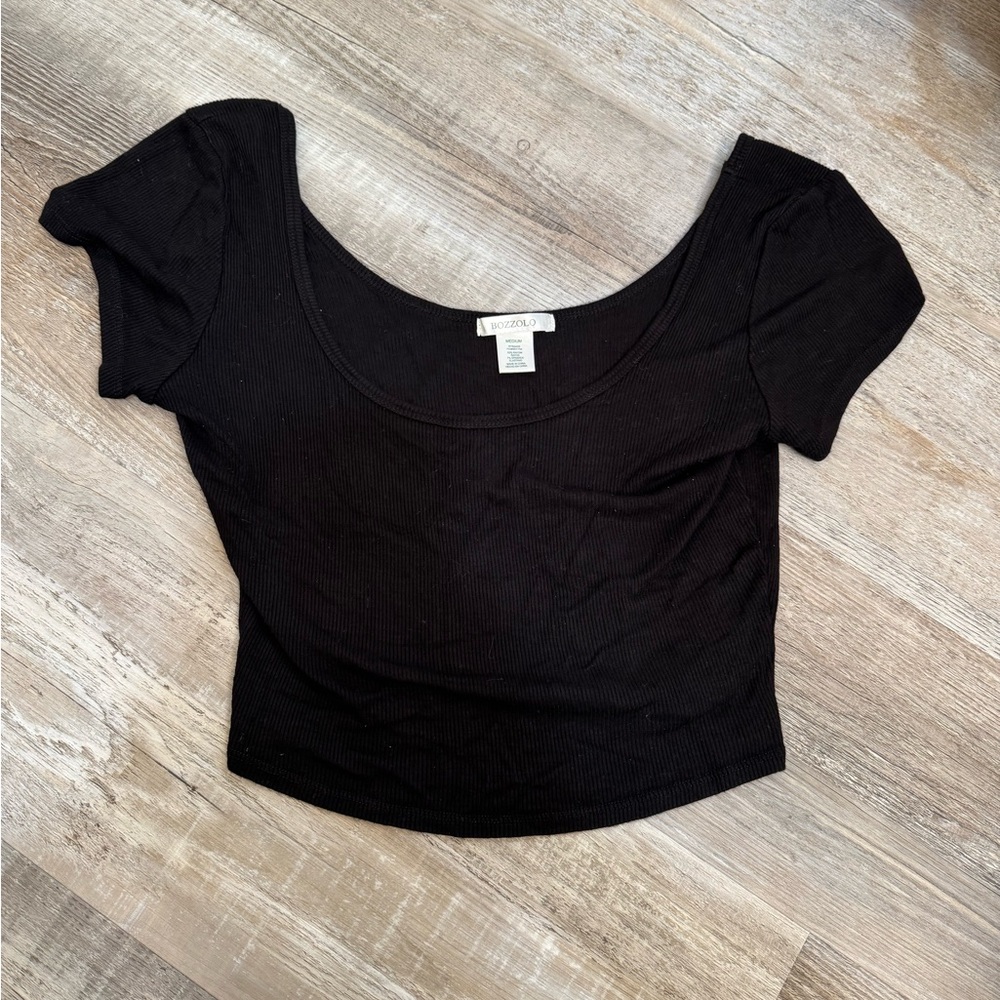 Black Short Sleeve Crop Top